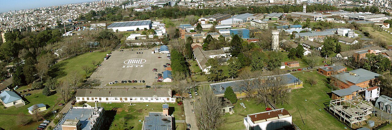 Vista panorámica del Parque Tecnológico Miguelete, sede central del INTI en San Martín